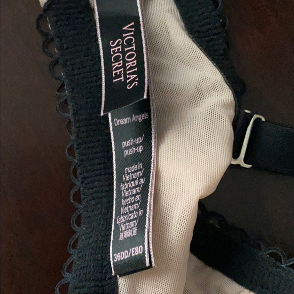 Lace bra - Picture 3 of 3